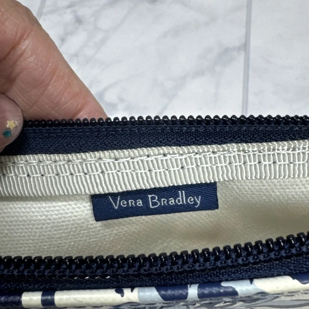 Vera Bradley Convertible Wristlet Purse Faux Leather Trim Perennially Navy NWT